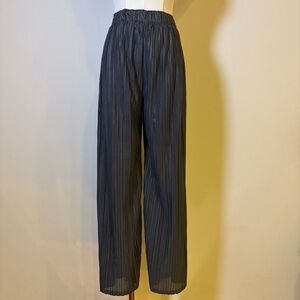 INTUORN SHOP Black Pleated Wide Leg Pants - Size S